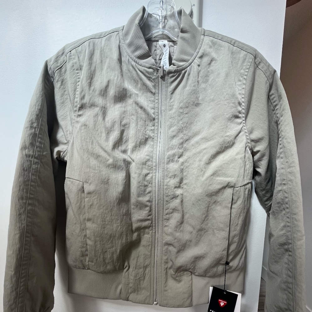 Lululemon - Non stop bomber